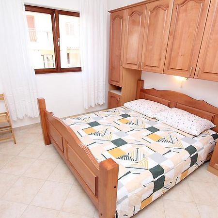 Apartments Maruchita 로비니 외부 사진