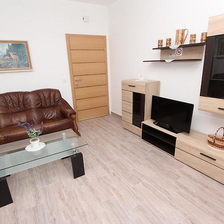 Apartments Maruchita 로비니 외부 사진