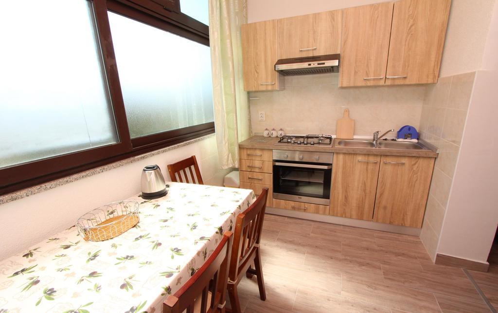 Apartments Maruchita 로비니 외부 사진